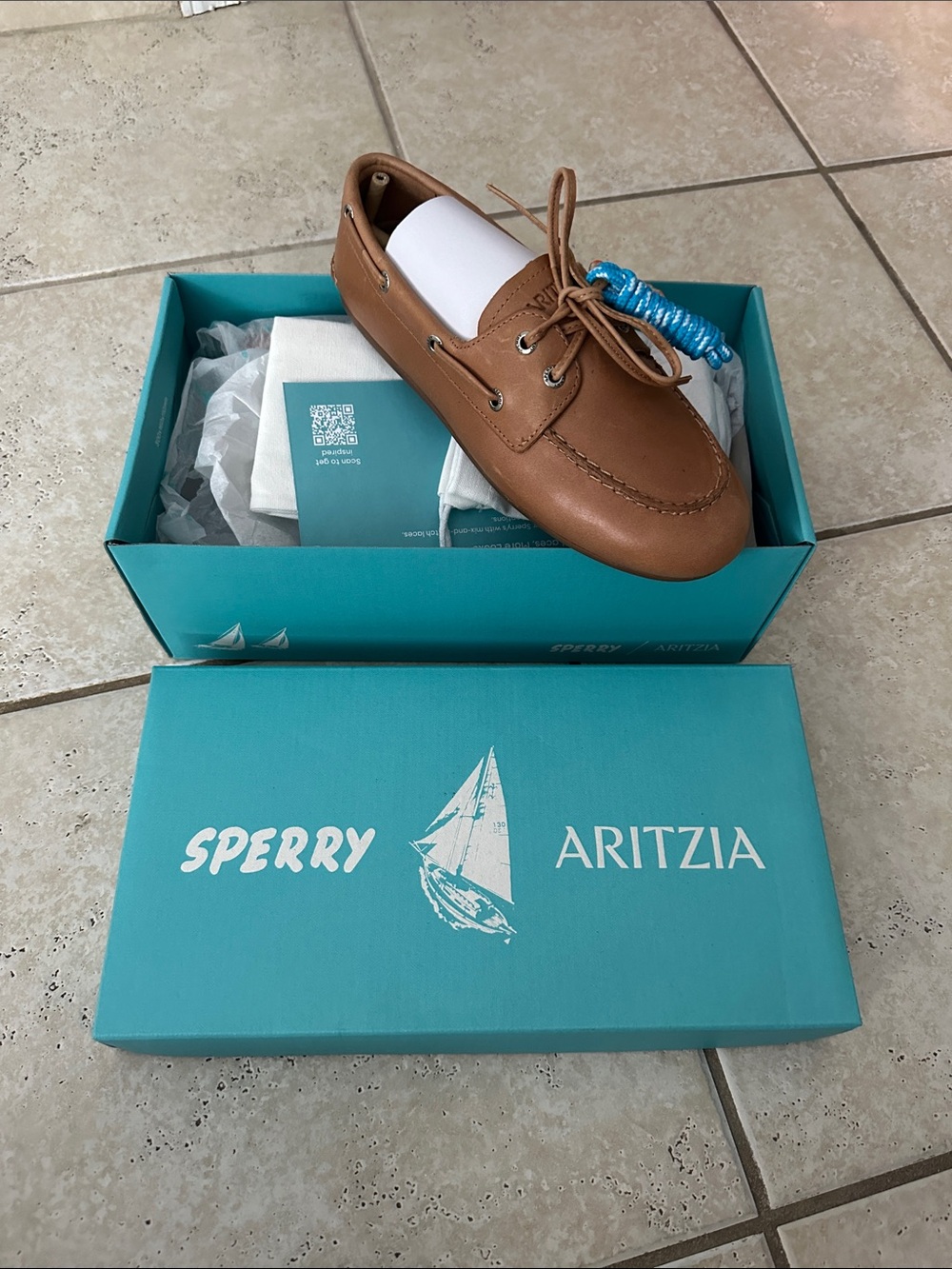 Sperry/aritzia collab boat shoes